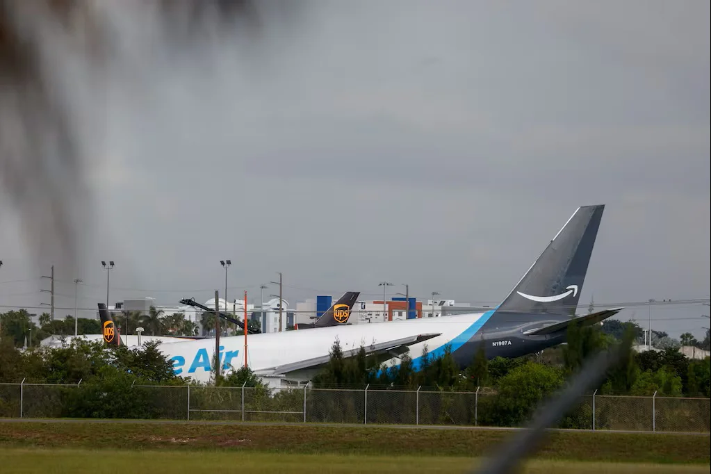 un-avion-de-carga-se-despisto-en-miami