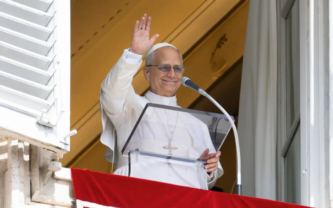 Papa León XIV    52637849657