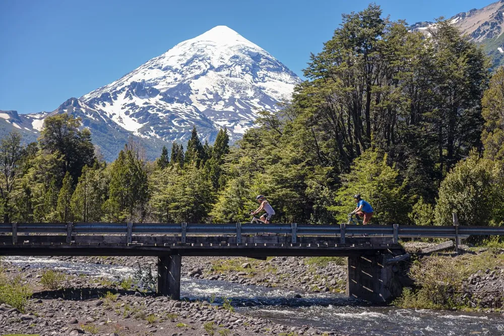 MTB-Huechulafquen-PNL-JAndes chica